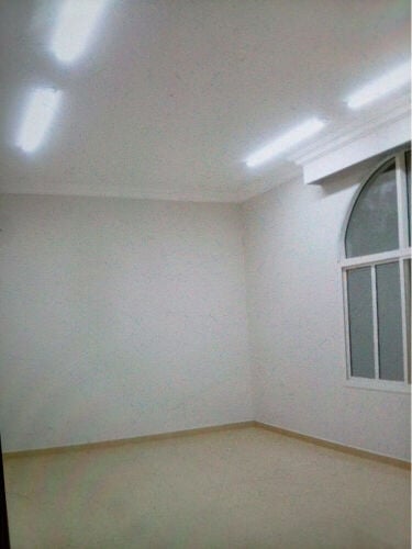 شقه للإيجار في الرويس من المالك