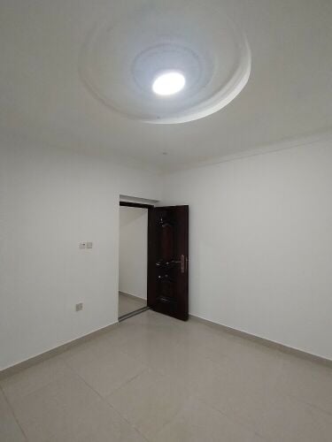 للإيجار 4 شقق بالدحيل