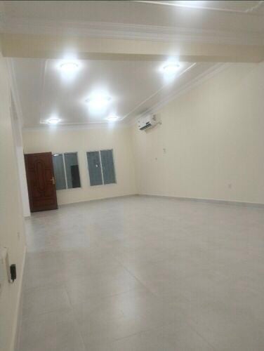 للايجار فيلا ازغوى 6 غرف متلاصقة