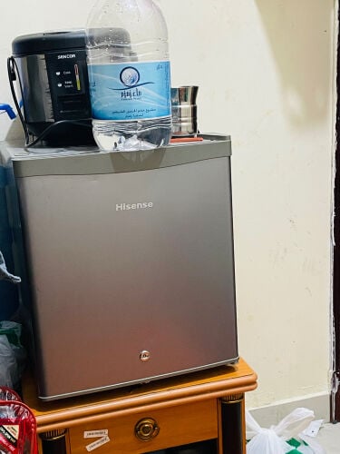 Hisense mini fridge