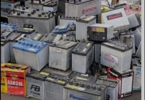 أشتري بطاريات السيارات المستعملة