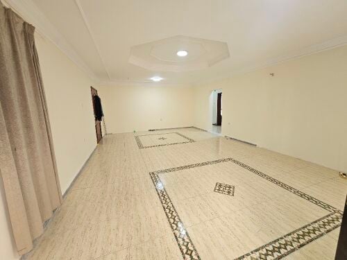 شقه غرفتين ومجلس وملحق