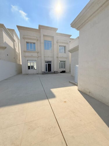 للبيع فيلا جديدة ازغوى تشطيب راقى