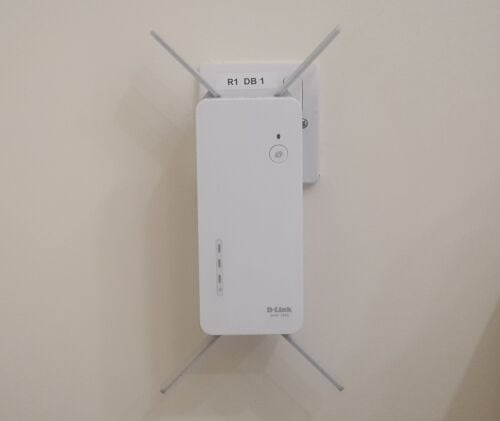 مقوي الشبكة واي فاي