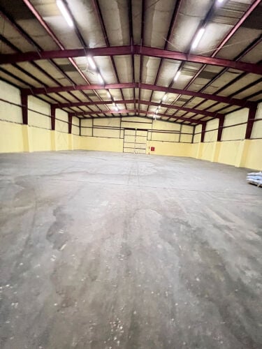 للايجار استور مواد غذائية