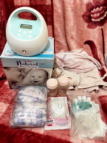 Electric Breast Pump with freebie