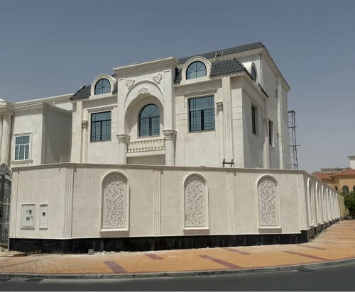 للبيع فلل فاخرة فى العبيب