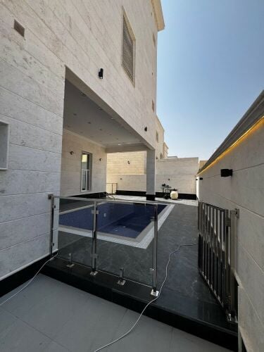 فيلا للبيع تشطيب خاص روضة الحمام