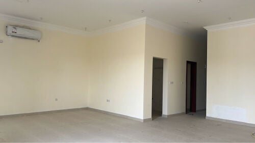 للبيع فيلا جديدة استثمارية 