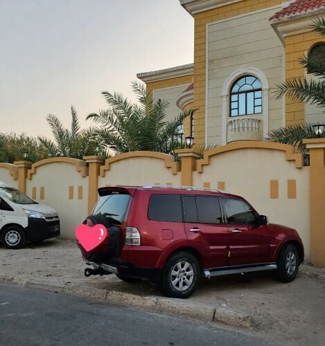 - الموديل: باجيرو ميتسوبيشي