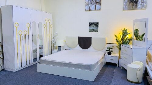 King size bed room set FOR sale