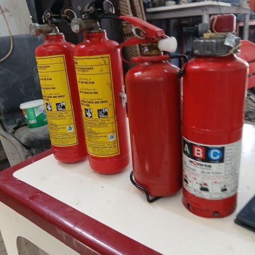 Fire extinguishers for cars, 50 riy