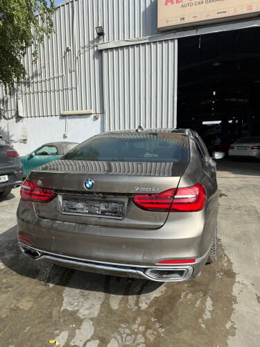 bmw 730 scrab and spare parts