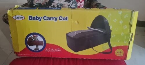 Baby carrying cot