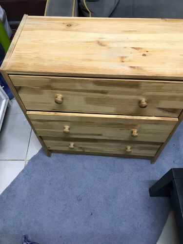 Chest of drawers