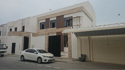 للبيع فلل بالوكرة  مع مصعد 