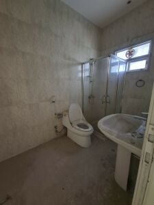 فيلا للبيع بأم قرن