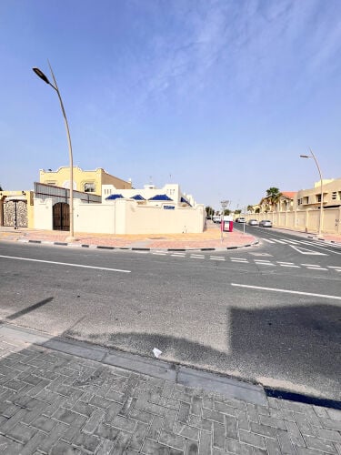 للايجار فيلا السلطة الجديدة