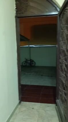 خليفةصلال على مدخل وحوش غرفةوصالة