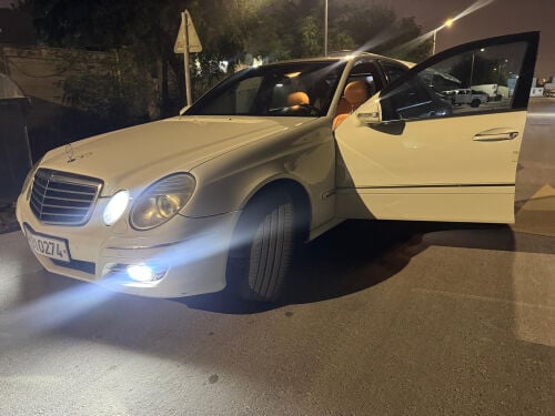 Mercedes E280 model 2009
