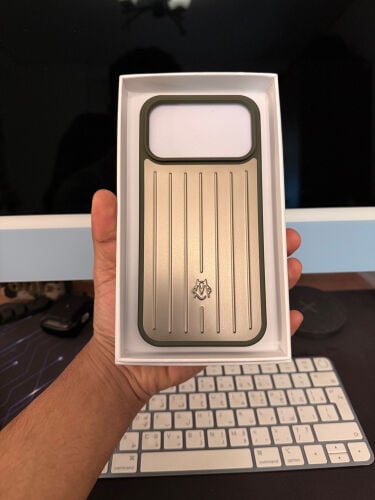 iPhone 17 Pro Max RIMOWA cover 