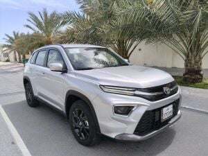 TOYOTA URBAN CRUISER SILVER 2026