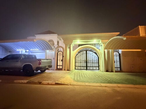 للبيع فيلا في حزم المرخيه. 