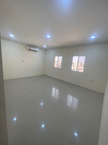 للايجارشقه ام صلال محمد2غرف شامل