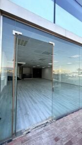 معرض للايجار في طريق سلوى مميز