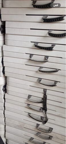 طاولات تتسفط 