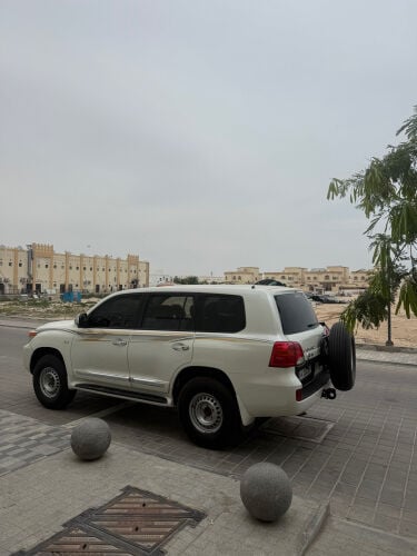 للبيع في اكس ار 