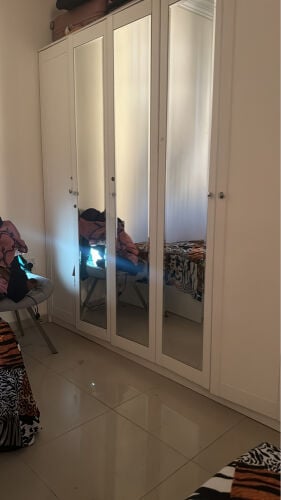 2 bed room with full set