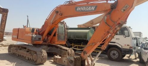 Doosan chain Excavator