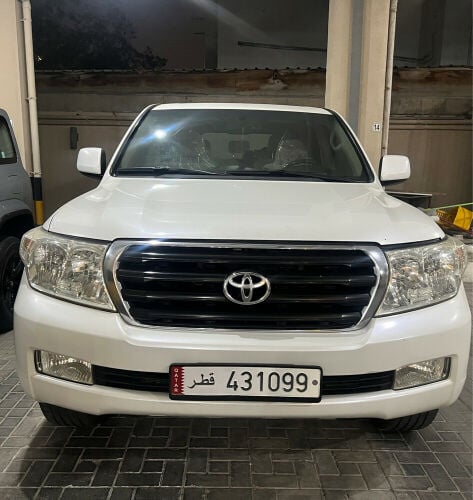 Land Cruiser 2010 V6 - Perfect car