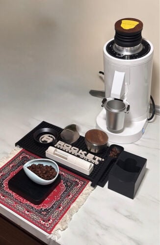 للبيع: مطحنة قهوة مختصة دي إف ٨٣