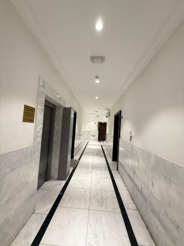 شقة في العزيزية