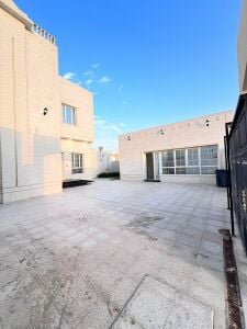 للبيع فيلا جديد سوبر ديلوكس