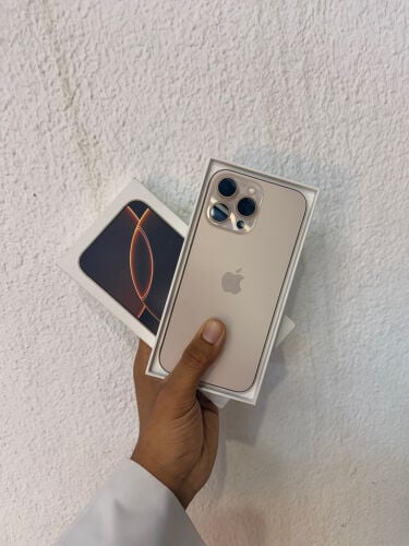 I phone 16 pro max 