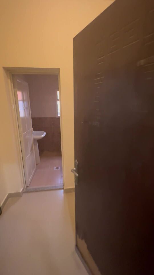 للاجار بنت هاوس استديو 