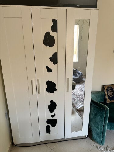 3 cabinets triple doors