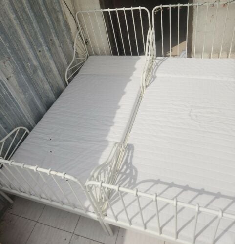 2 small bed for babay