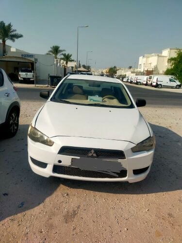 سياره لانسر موديل