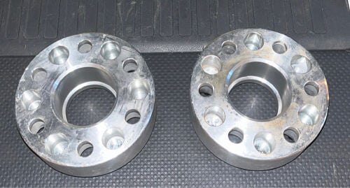 سبيسرات للبيع 