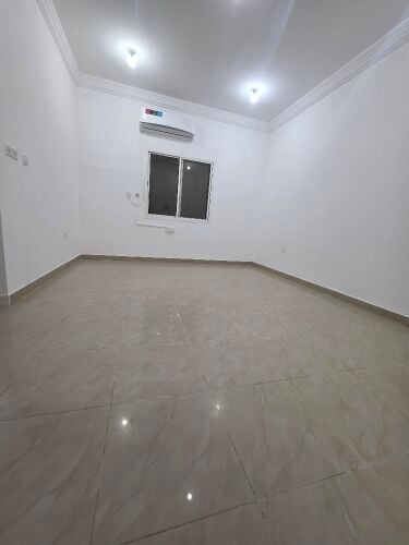 معيذر الجنوبي قريب ابوسدرة مول