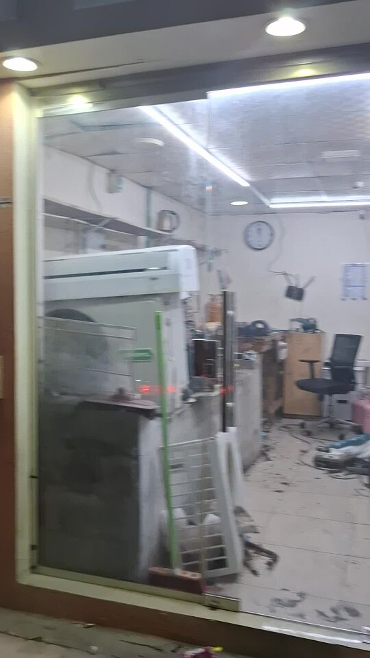 Shop and residence for rent  Wakra