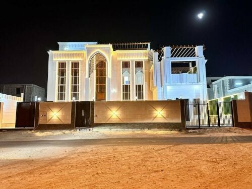 فيلا فاخرة في الثميد