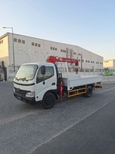 معدات للبيع