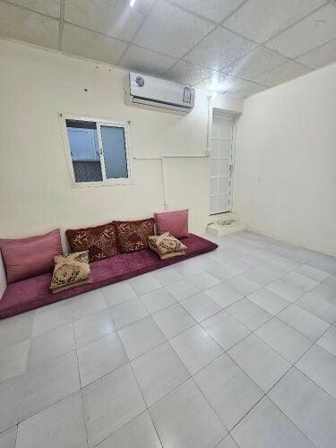 Studio apartment for rent,