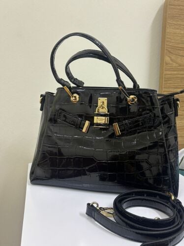 Darryyl padlock tote bag