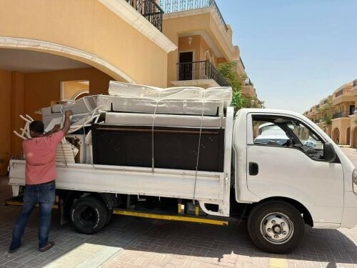 نقل عفش وفك وتغليف وتركيب واثاث ا